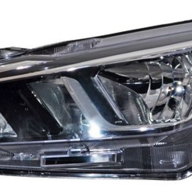 Farol Nissan Versa 20-21 Lh Blanco